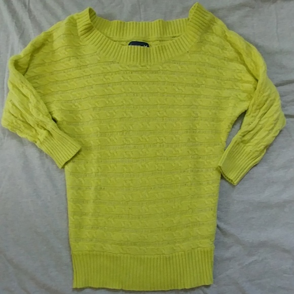 American Eagle Outfitters Sweater